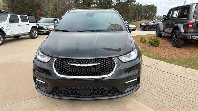 2024 Chrysler Pacifica Hybrid Pinnacle