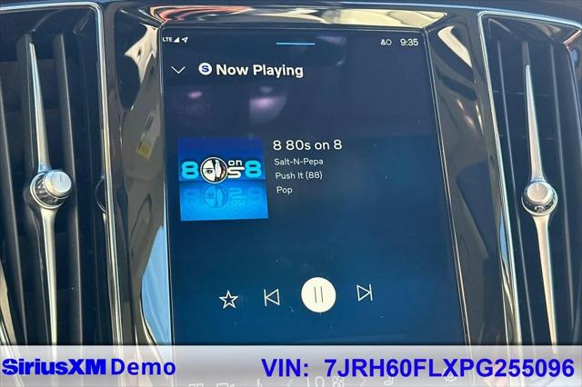 2023 Volvo S60 Recharge T8 Plus Dark Theme