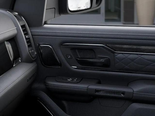 2026 Ram 1500 Limited Crew Cab 4x4 57 Box