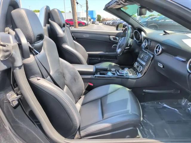2017 Mercedes-Benz C-CLASS C 300 SLC 300