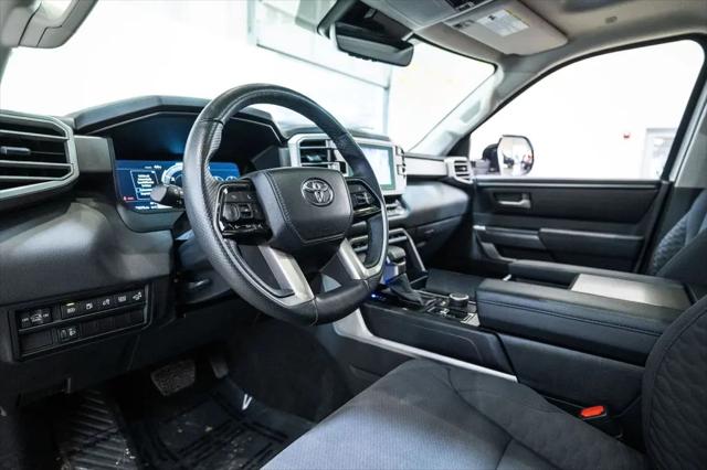 2023 Toyota Sequoia SR5