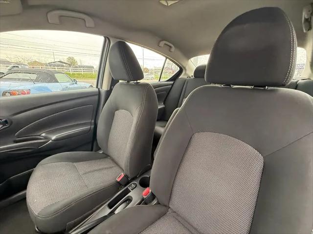 2017 Nissan Versa 1.6 SV