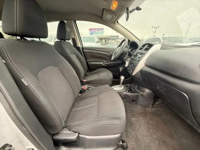 2017 Nissan Versa 1.6 SV