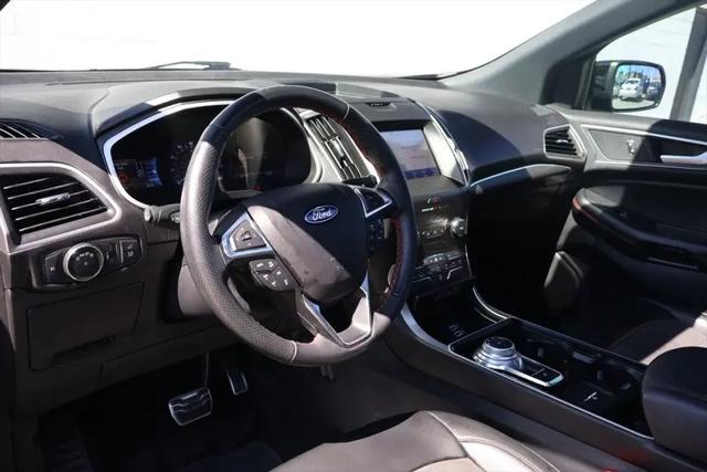 2020 Ford Edge ST-Line