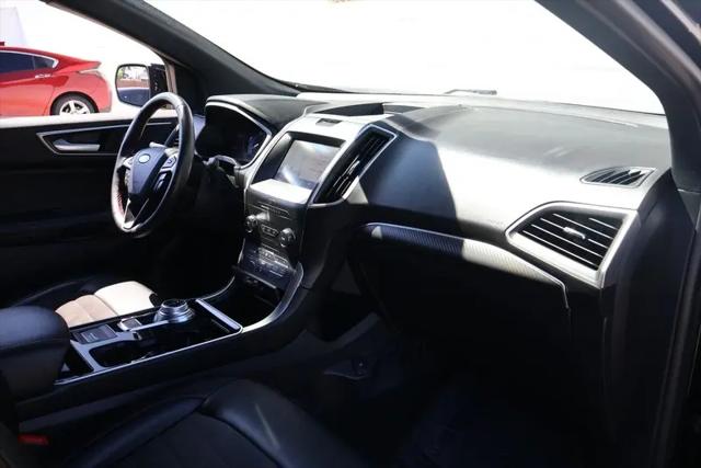 2020 Ford Edge ST-Line