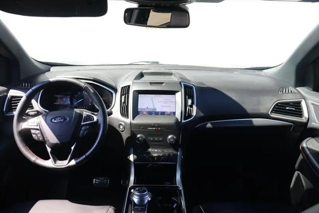 2020 Ford Edge ST-Line