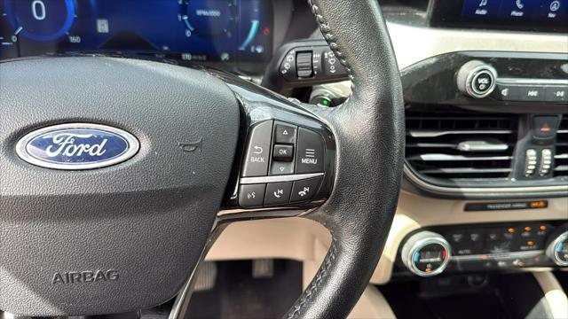 2021 Ford Escape SEL
