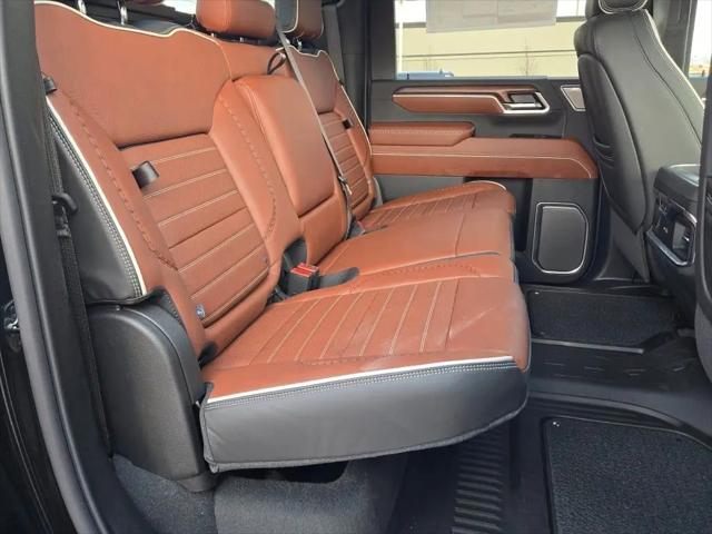 2026 GMC Sierra 2500HD Crew Cab, Standard Bed, Denali Ultimate, 4WD