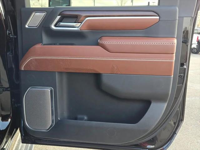 2026 GMC Sierra 2500HD Crew Cab, Standard Bed, Denali Ultimate, 4WD