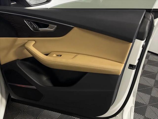 2023 Audi Q8 Premium Plus 55 TFSI quattro Tiptronic