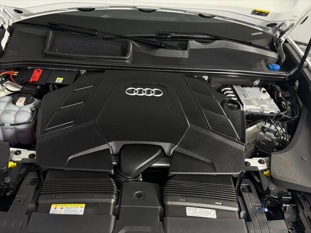 2023 Audi Q8 Premium Plus 55 TFSI quattro Tiptronic