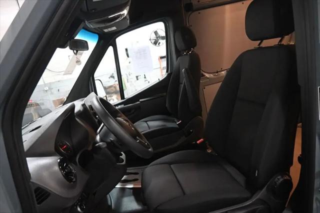 2024 Mercedes-Benz Sprinter 2500 Standard Roof 4-Cyl Diesel HO