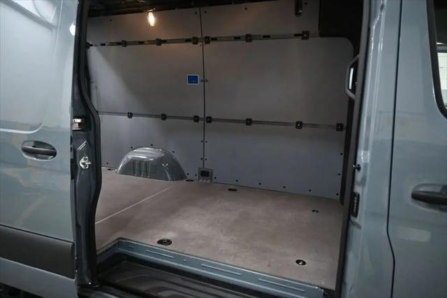 2024 Mercedes-Benz Sprinter 2500 Standard Roof 4-Cyl Diesel HO