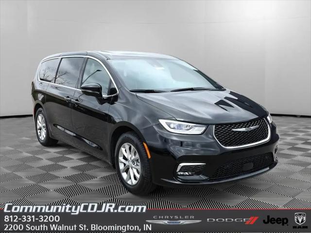 2026 Chrysler Pacifica Limited for sale in Bloomington, IN
