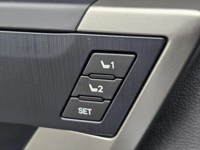 2026 Toyota Tundra Platinum CrewMax 5.5' Bed