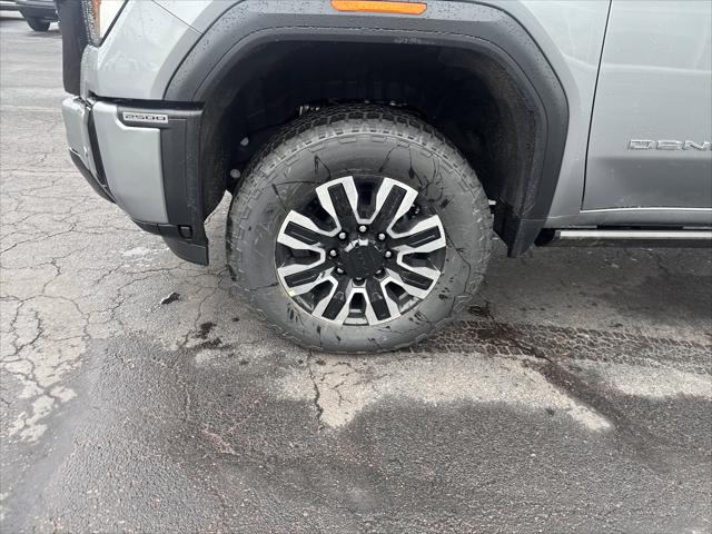 2026 GMC Sierra 2500HD Crew Cab, Standard Bed, Denali Ultimate, 4WD