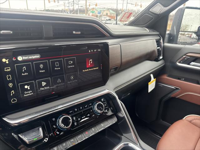 2026 GMC Sierra 2500HD Crew Cab, Standard Bed, Denali Ultimate, 4WD
