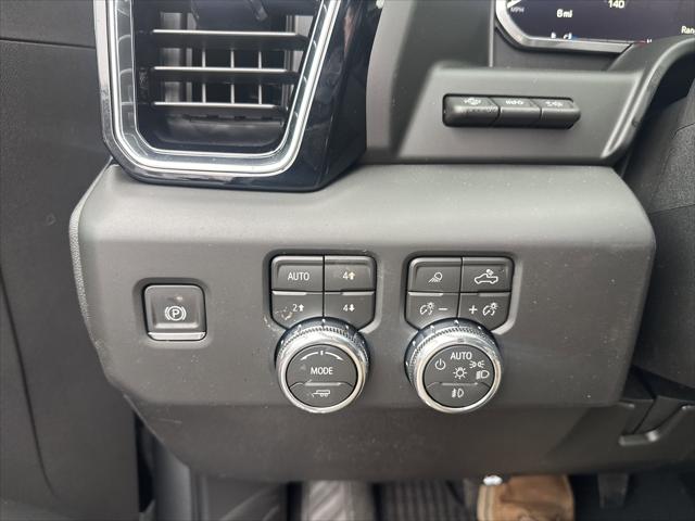 2026 GMC Sierra 2500HD Crew Cab, Standard Bed, Denali Ultimate, 4WD