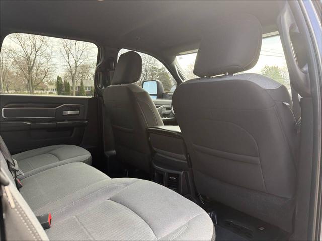 2023 Ram 3500 Big Horn Crew Cab 4x4 8' Box