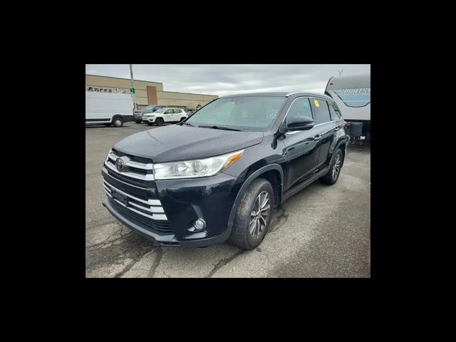 2019 Toyota Highlander SE for sale in Methuen, MA