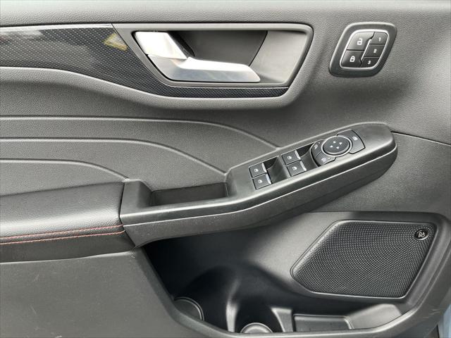 2025 Ford Escape ST-Line Elite