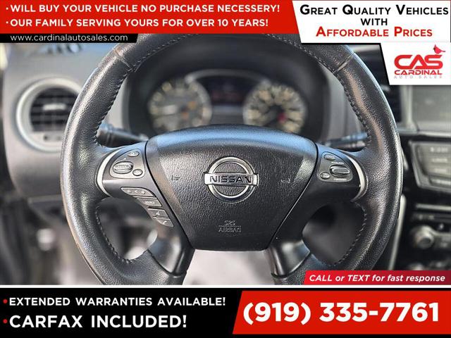 2017 Nissan Pathfinder SV