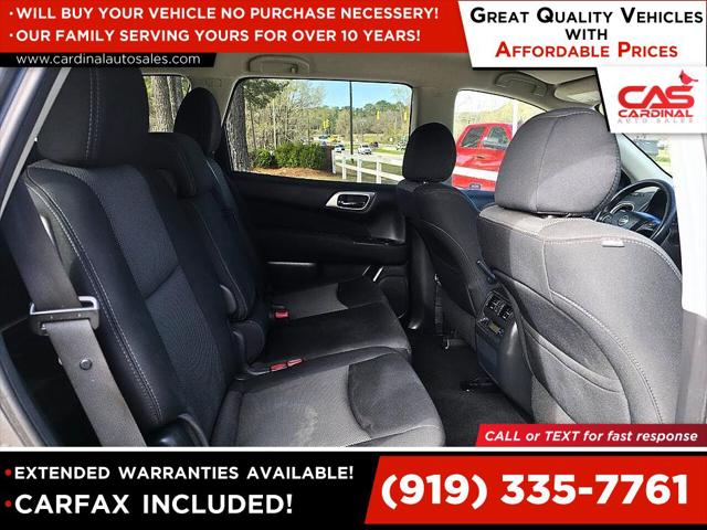 2017 Nissan Pathfinder SV