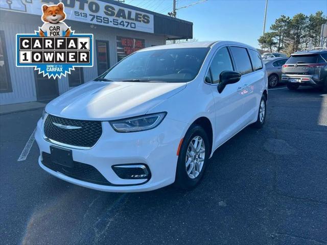 2025 Chrysler Pacifica Select for sale in West Chester, OH