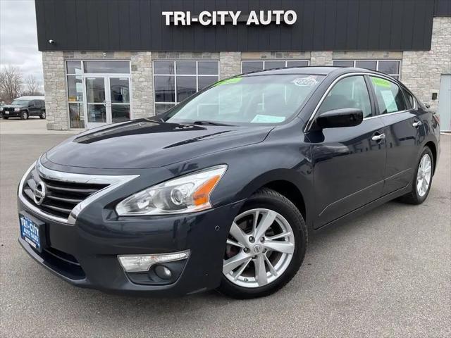 2015 Nissan Altima 2.5 SV for sale in Menasha, WI