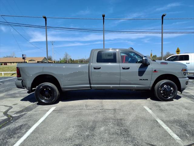 2026 Ram 3500 Big Horn Crew Cab 4x4 8' Box