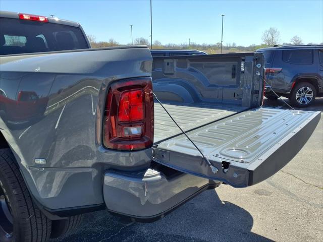 2026 Ram 3500 Big Horn Crew Cab 4x4 8' Box