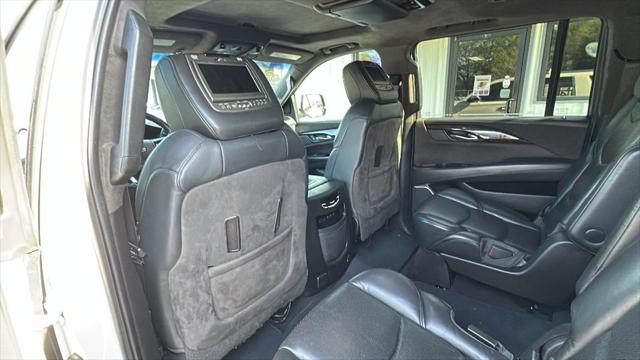 2019 Cadillac Escalade ESV Platinum