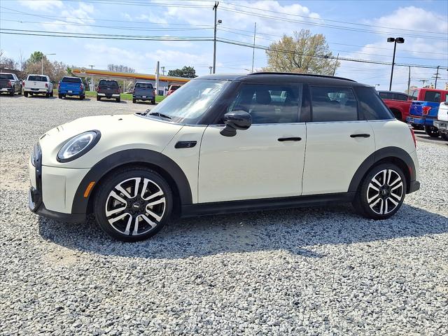 2022 MINI Hardtop Cooper S