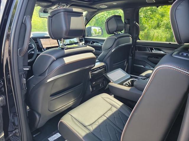2026 Jeep Grand Wagoneer Summit Reserve 4x4
