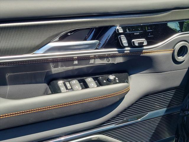 2026 Jeep Grand Wagoneer Summit Reserve 4x4