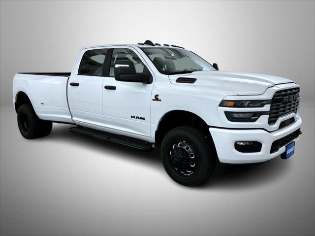 2026 RAM Ram 3500 RAM 3500 BIG HORN CREW CAB 4X4 8 BOX