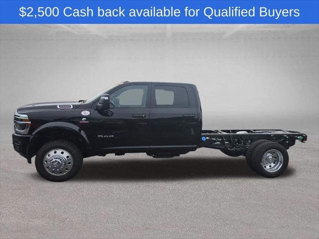 2026 RAM 5500 Chassis RAM 5500 BIG HORN CHASSIS CREW CAB 4X4 60 CA
