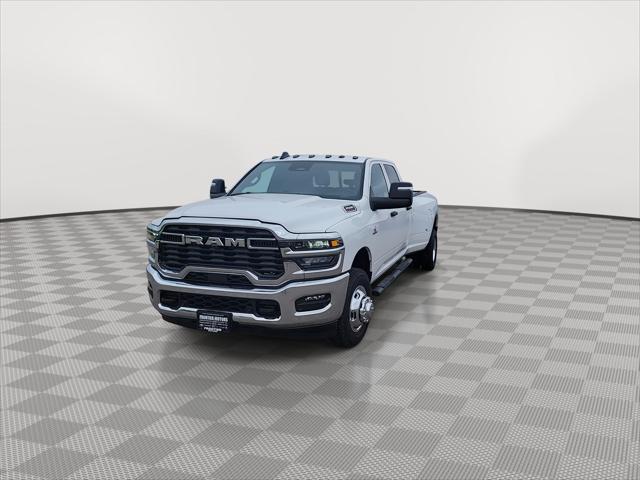 2026 RAM Ram 3500 RAM 3500 TRADESMAN CREW CAB 4X4 8 BOX