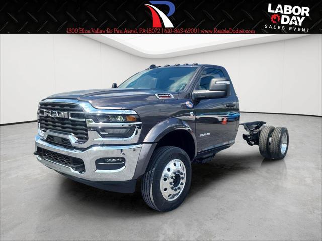 2026 RAM 5500 Chassis RAM 5500 BIG HORN CHASSIS REGULAR CAB 4X4 84 CA