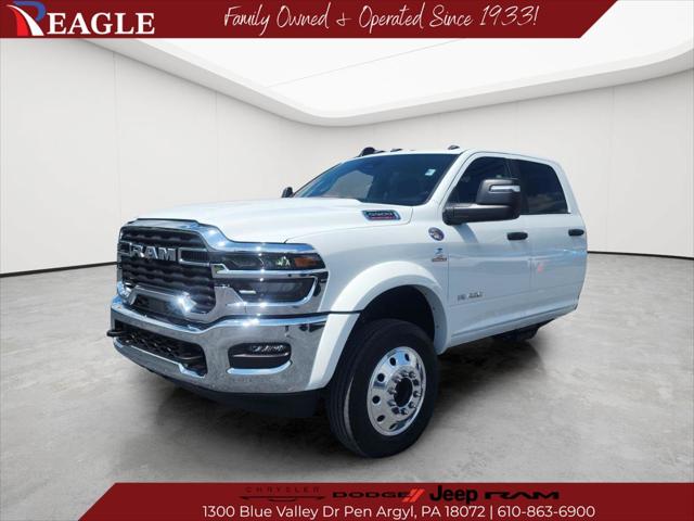 2026 RAM 5500 Chassis RAM 5500 BIG HORN CHASSIS CREW CAB 4X4 84 CA