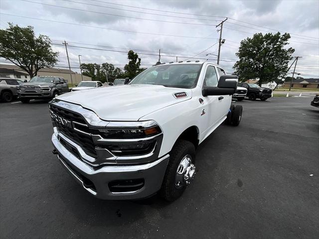 2026 RAM 3500 Chassis RAM 3500 TRADESMAN CREW CAB CHASSIS 4X4 60 CA