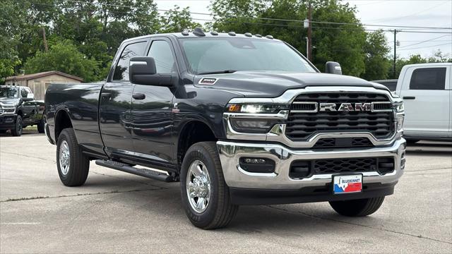 2026 RAM Ram 3500 RAM 3500 TRADESMAN CREW CAB 4X4 8 BOX