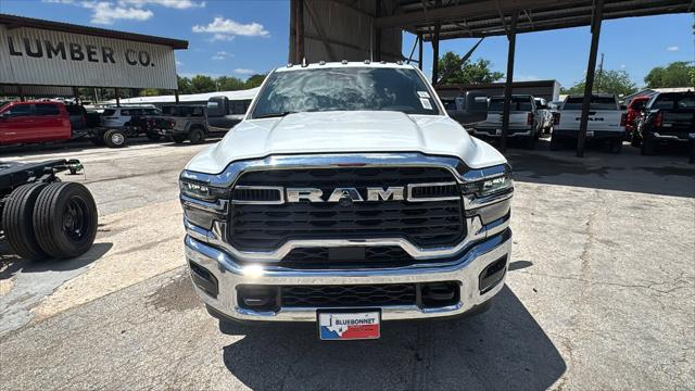 2026 RAM Ram 3500 Chassis Cab RAM 3500 TRADESMAN CREW CAB CHASSIS 4X4 60 CA