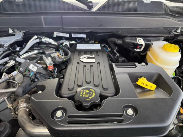 2026 RAM 3500 Chassis RAM 3500 TRADESMAN CREW CAB CHASSIS 4X4 60 CA