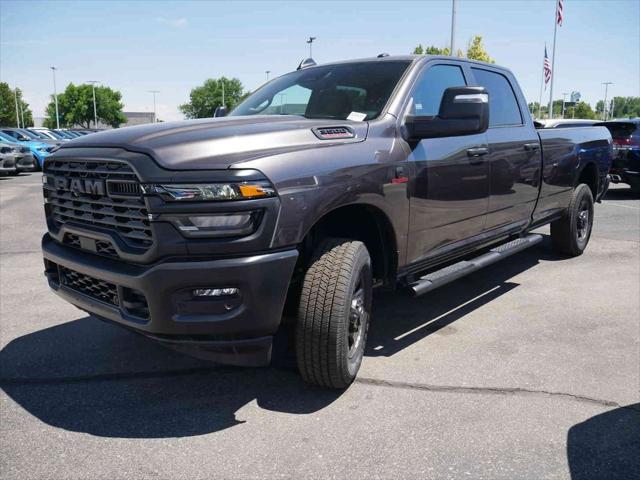 2026 RAM Ram 3500 RAM 3500 TRADESMAN CREW CAB 4X4 8 BOX