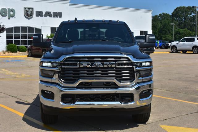 2026 RAM Ram 2500 RAM 2500 TRADESMAN CREW CAB 4X4 64 BOX