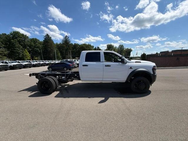 2026 RAM 5500 Chassis RAM 5500 TRADESMAN CHASSIS CREW CAB 4X4 60 CA 2026 RAM 5500 Chassis RAM 5500 TRADESMAN CHASSIS CREW CAB 4X4 60 CA