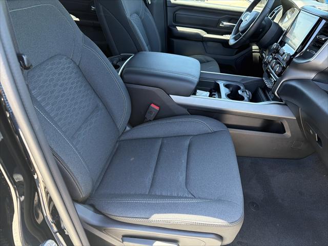 2026 Ram 1500 Express Crew Cab 4x4 5'7" Box