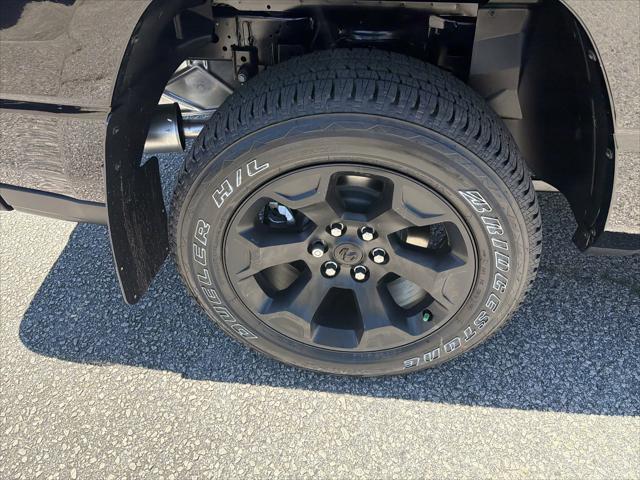 2026 Ram 1500 Express Crew Cab 4x4 5'7" Box