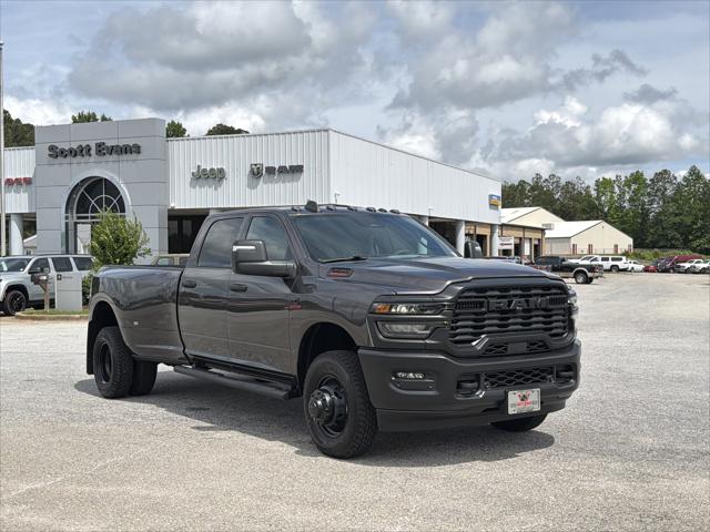 2026 RAM Ram 3500 RAM 3500 TRADESMAN CREW CAB 4X4 8 BOX
